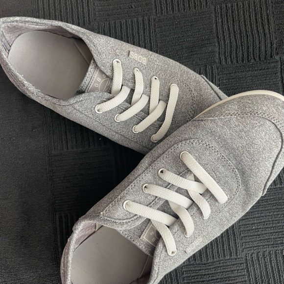 Bobs B  Cute Sketches Gray - Picture 2 of 4